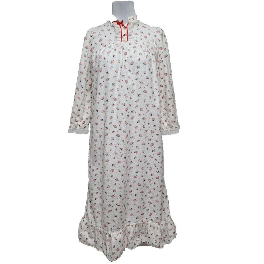 Vintage‎ Floral Bird Nightgown White Fleece Ruffle Lace Trim Cottagecore Gown